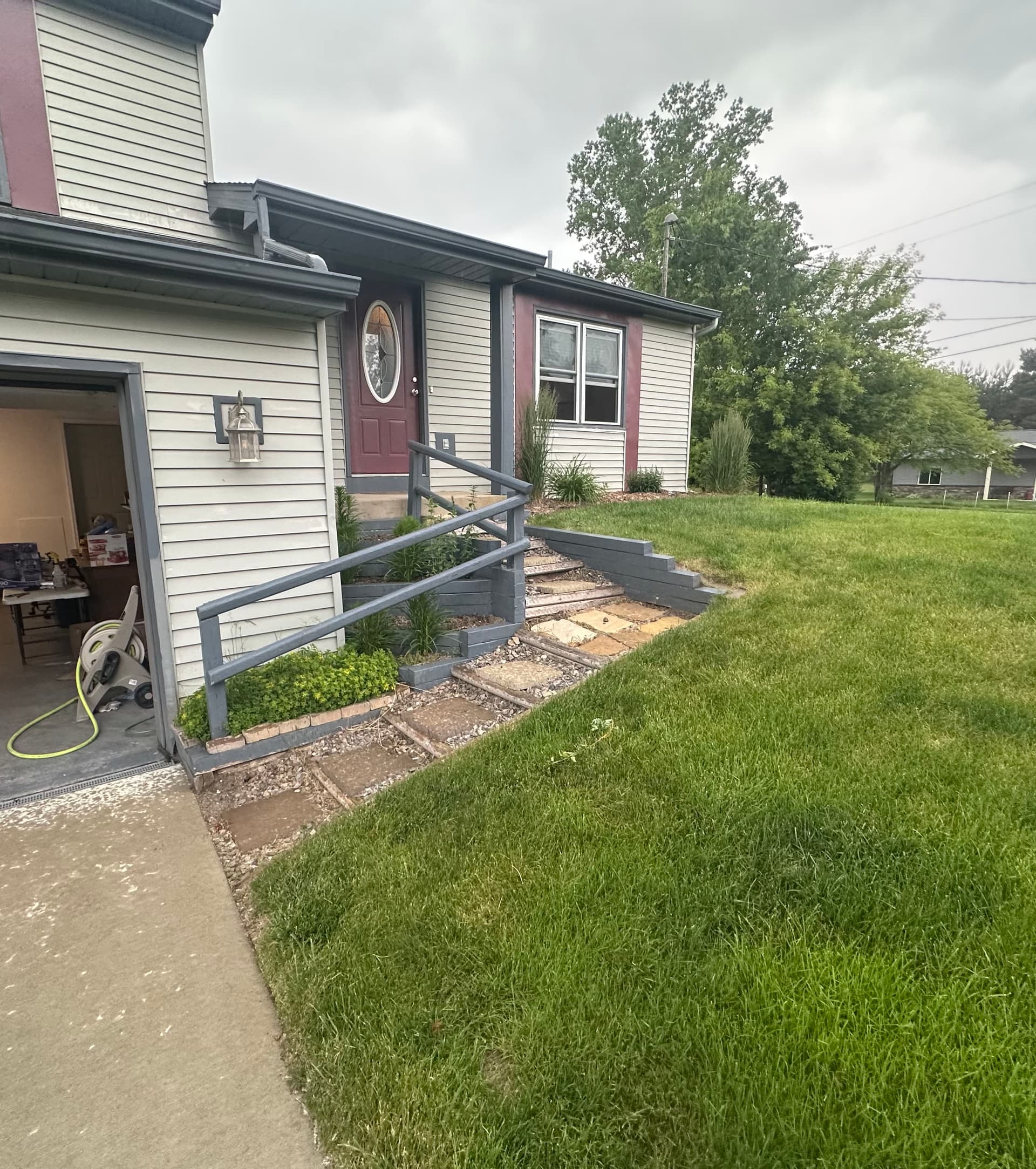 Gallery photos for Front Entrance Transformation in Dimondale MI: Image #10