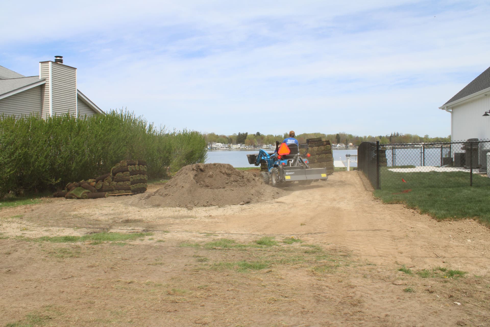 Gallery photos for Sod Installation by the Lakeside: Image #2