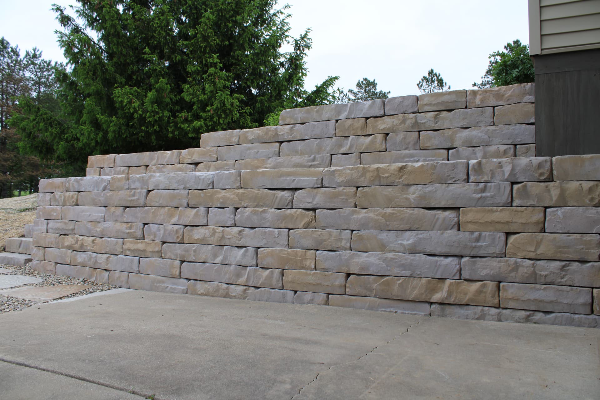 Gallery photos for Kodah Retaining Walls Charlotte, MI: Image #5