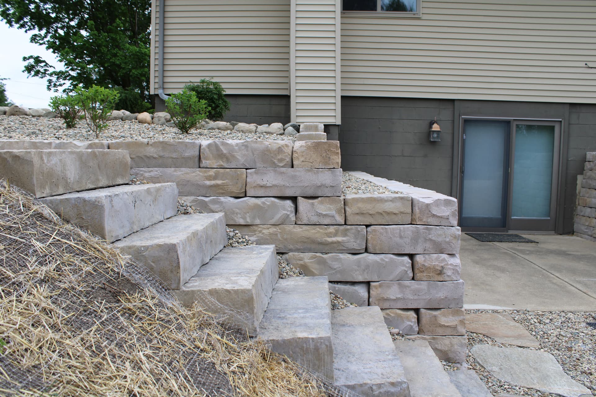 Gallery photos for Kodah Retaining Walls Charlotte, MI: Image #8