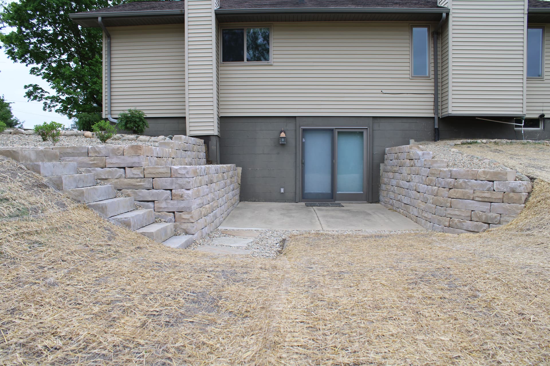 Gallery photos for Kodah Retaining Walls Charlotte, MI: Image #12